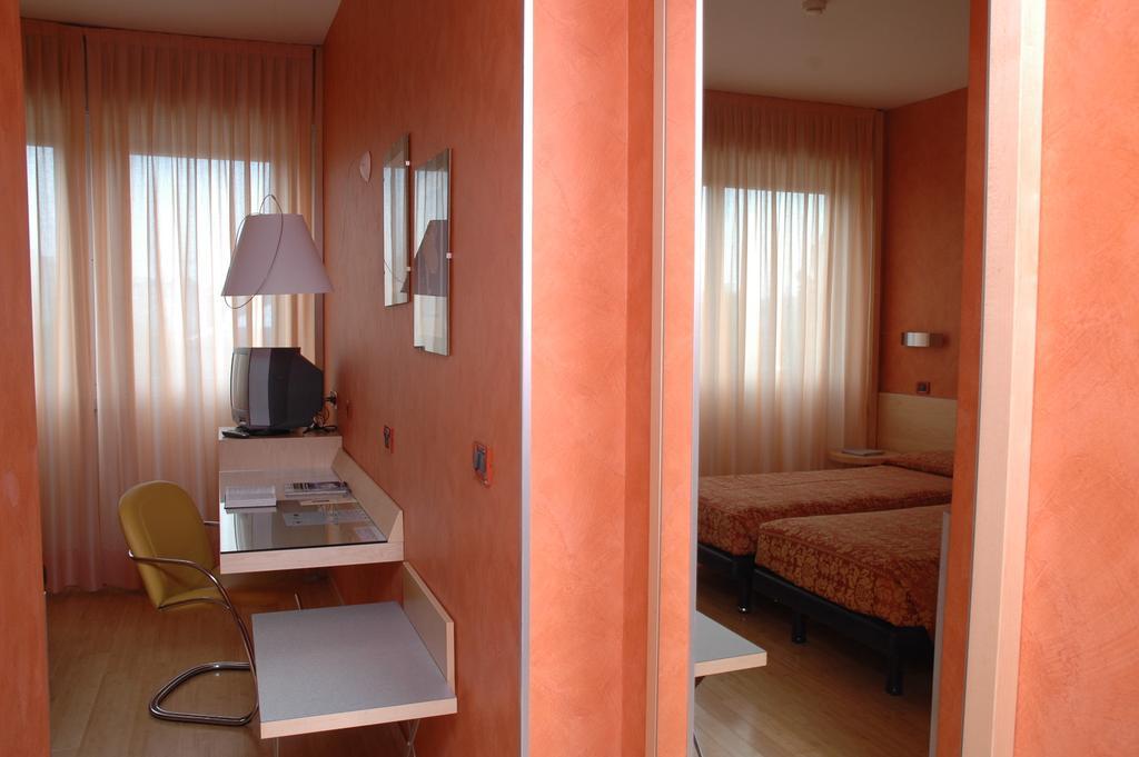 Hotel Alexandra Turin Exterior photo